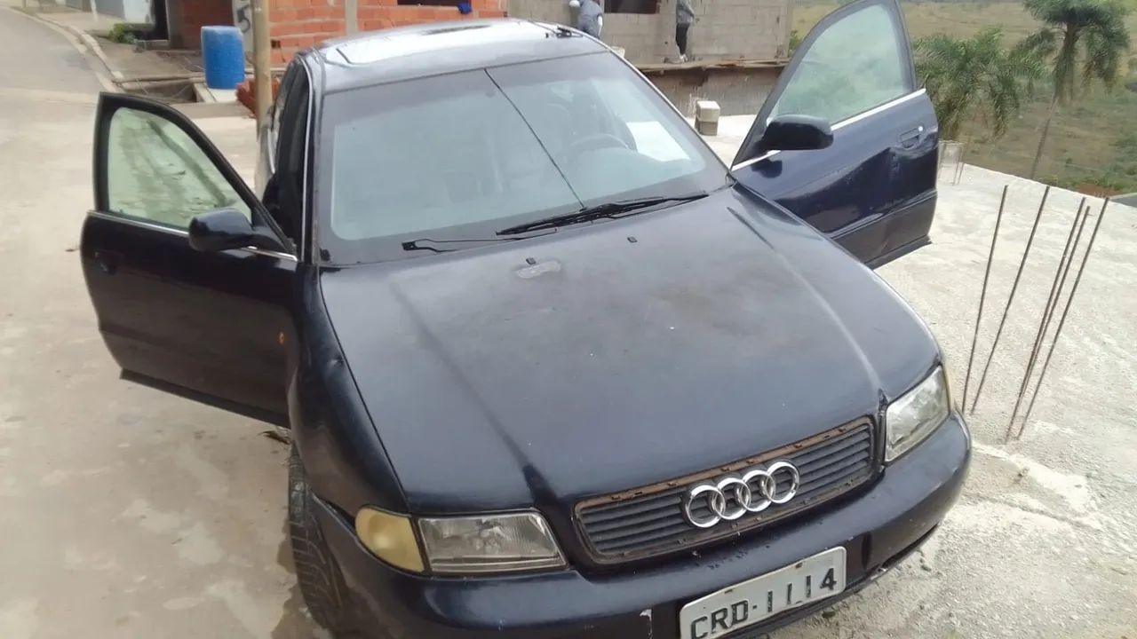 Audi A4 2.4 30V Tip./multitronic 1999 - Foto 4