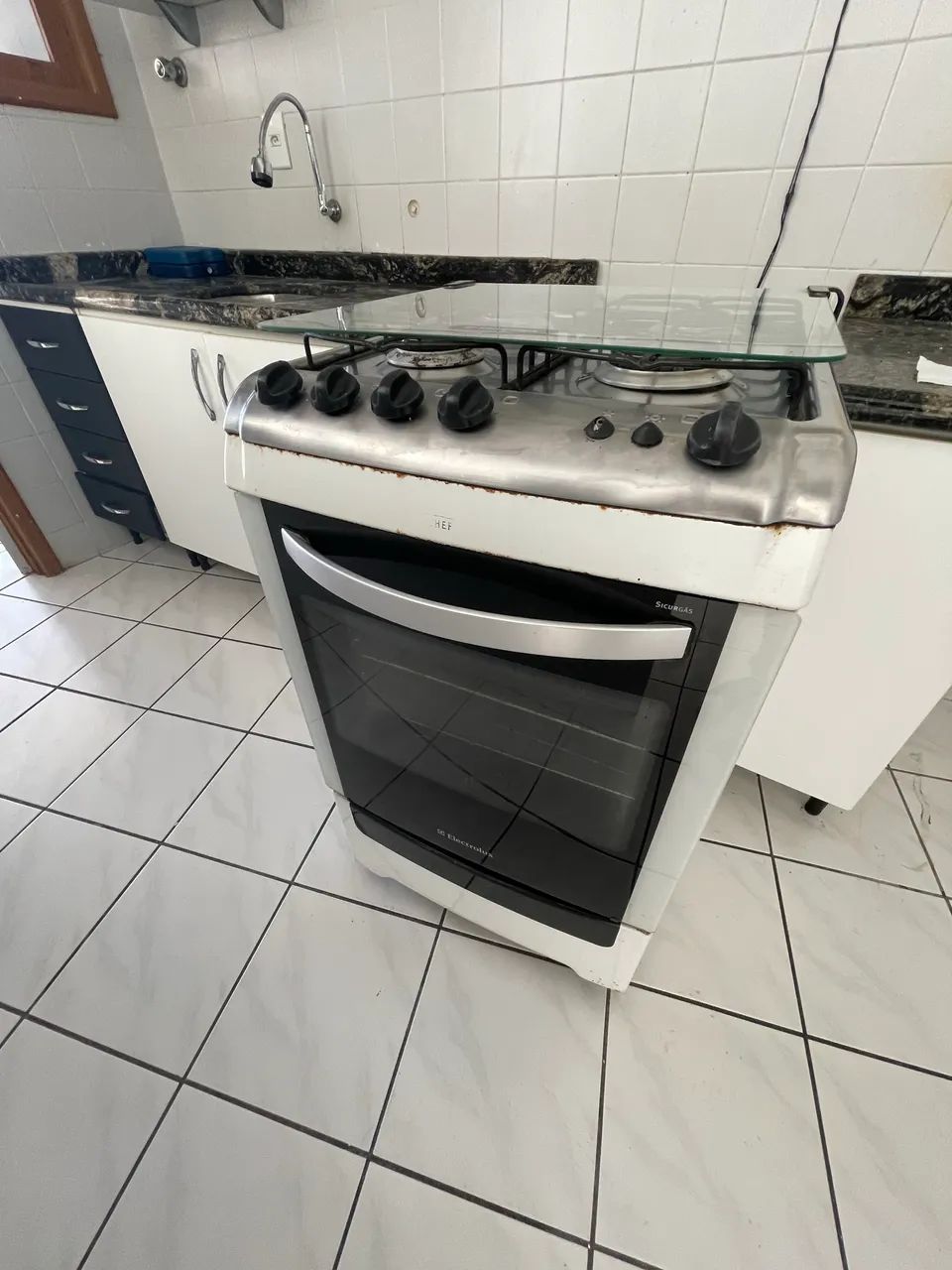 Fogão 4 bocas Electrolux