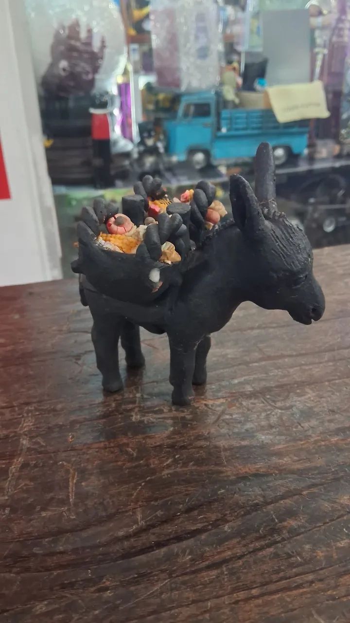 Colecionismo Antigo Burrinho de Barro 