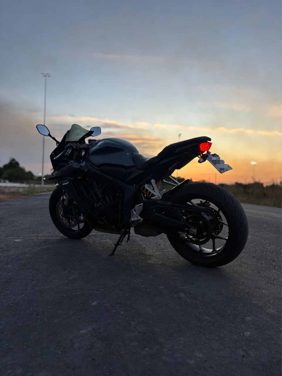 CBR 650R 2021 - Foto 7