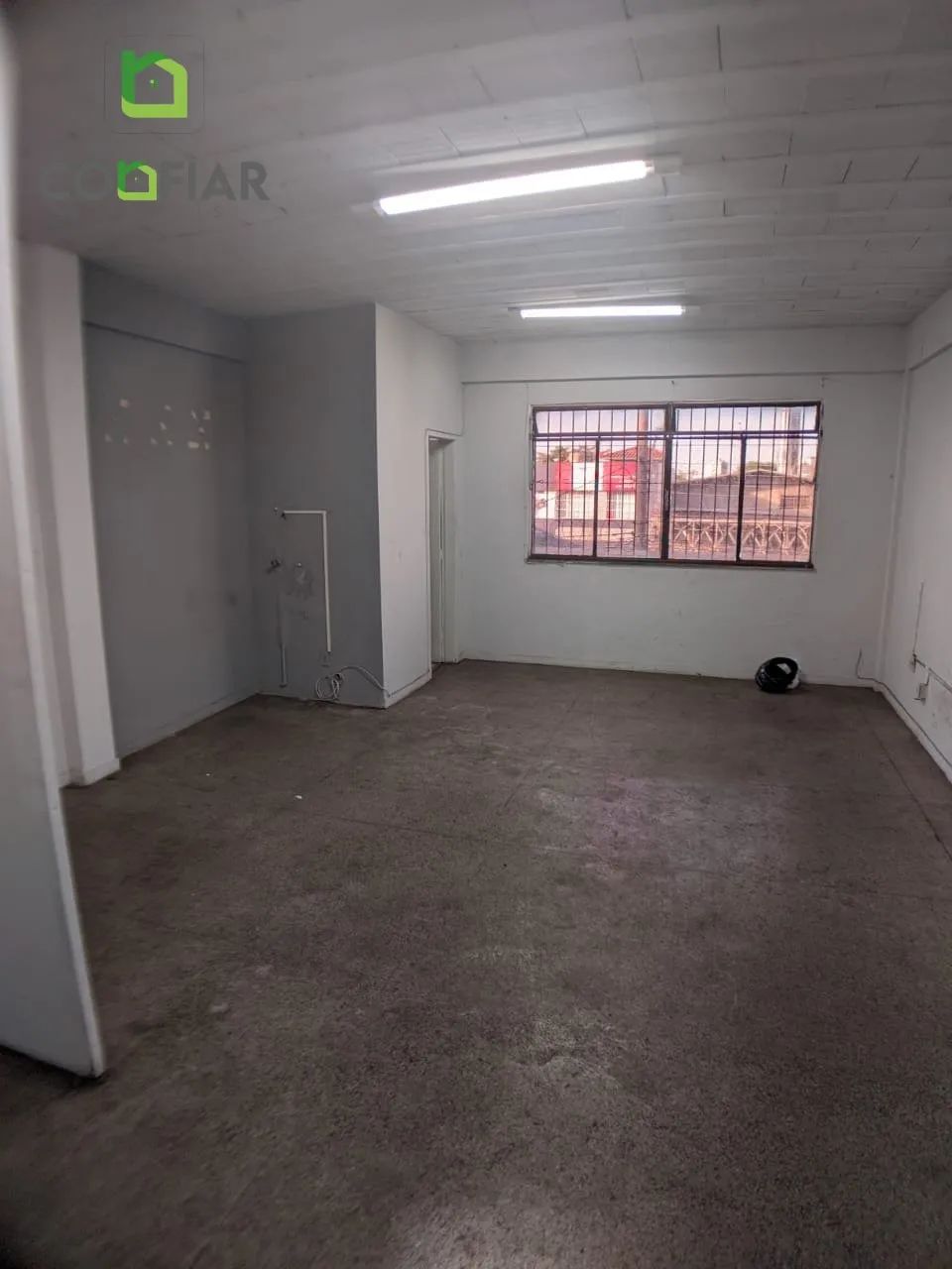 Sala Comercial para Aluguel - Av. Abílio Machado
