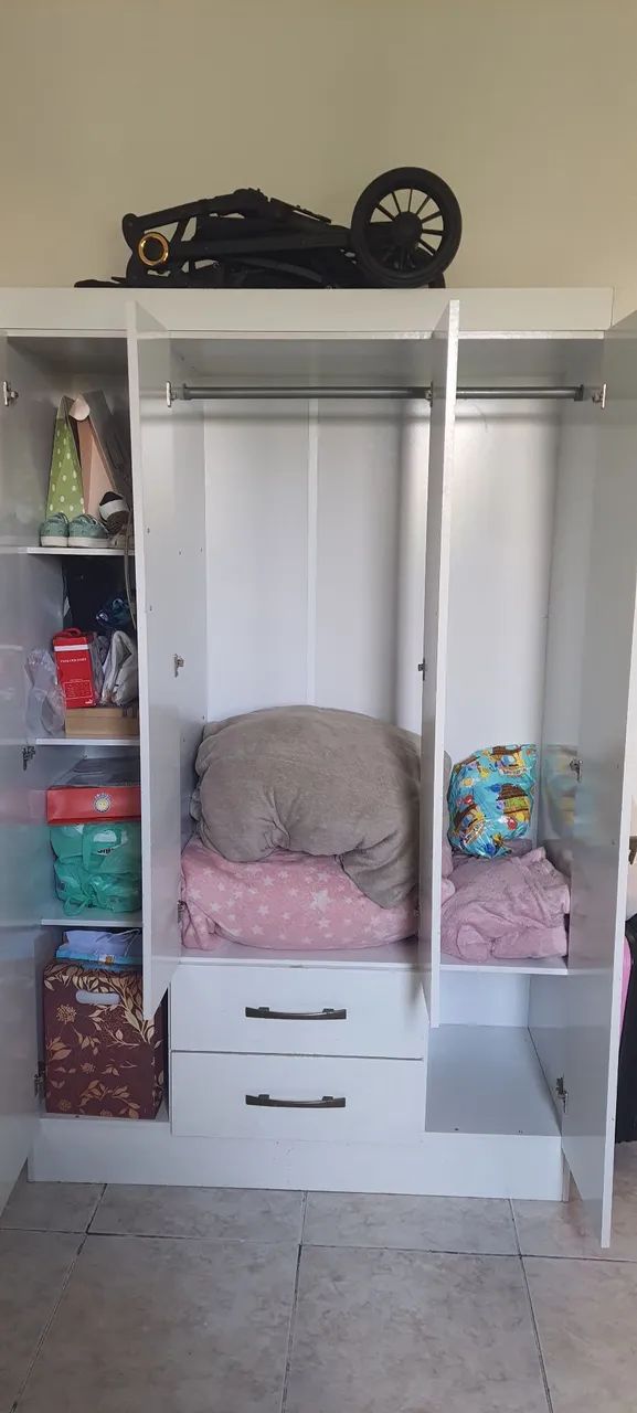 Mini cama e guarda roupa  - Foto 2