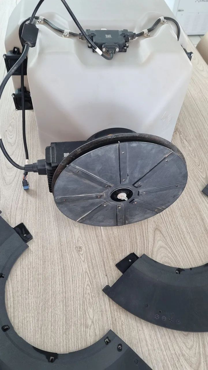 Dispersor de sólidos para drone T-30 - Foto 4