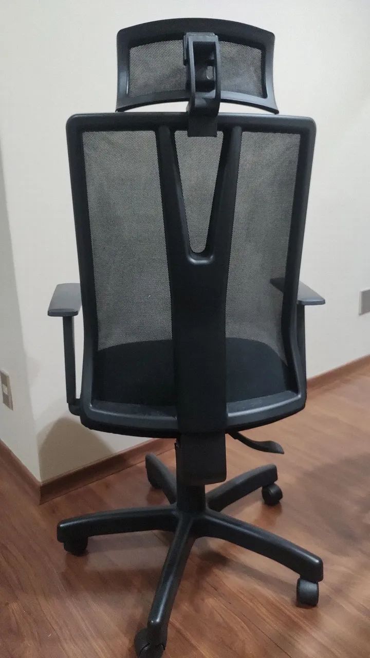 Cadeira giratória presidente  - Foto 3