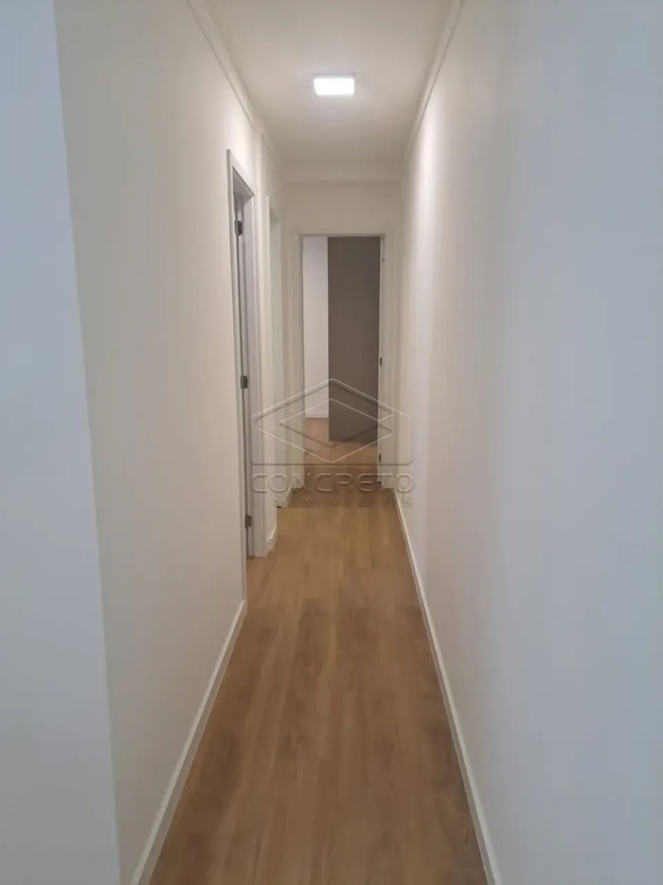 LINDO APARTAMENTO COM SACADA EM BAURU/SP - Foto 4