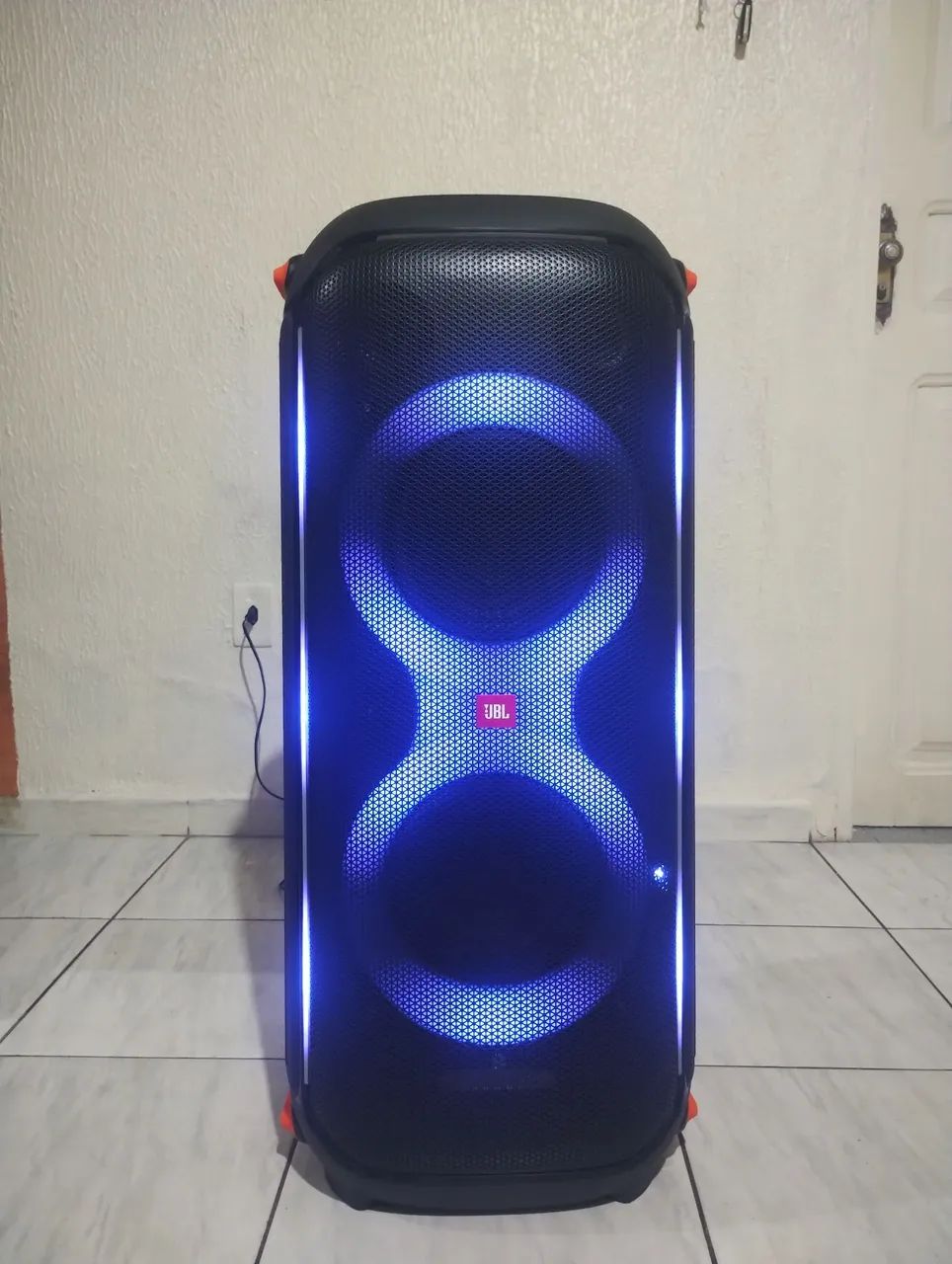 Caixa de Som JBL 710 - Foto 4