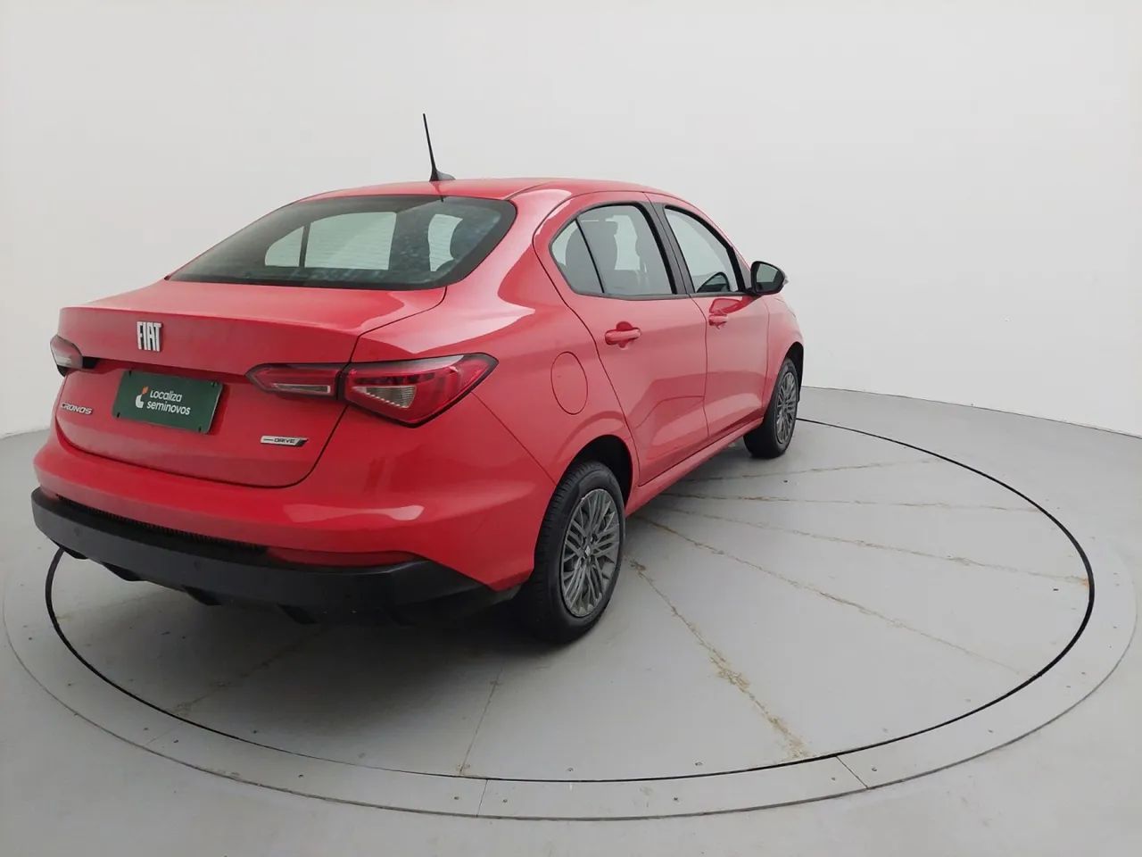 Fiat Cronos Drive 1.0 6V, foto 5 de 18