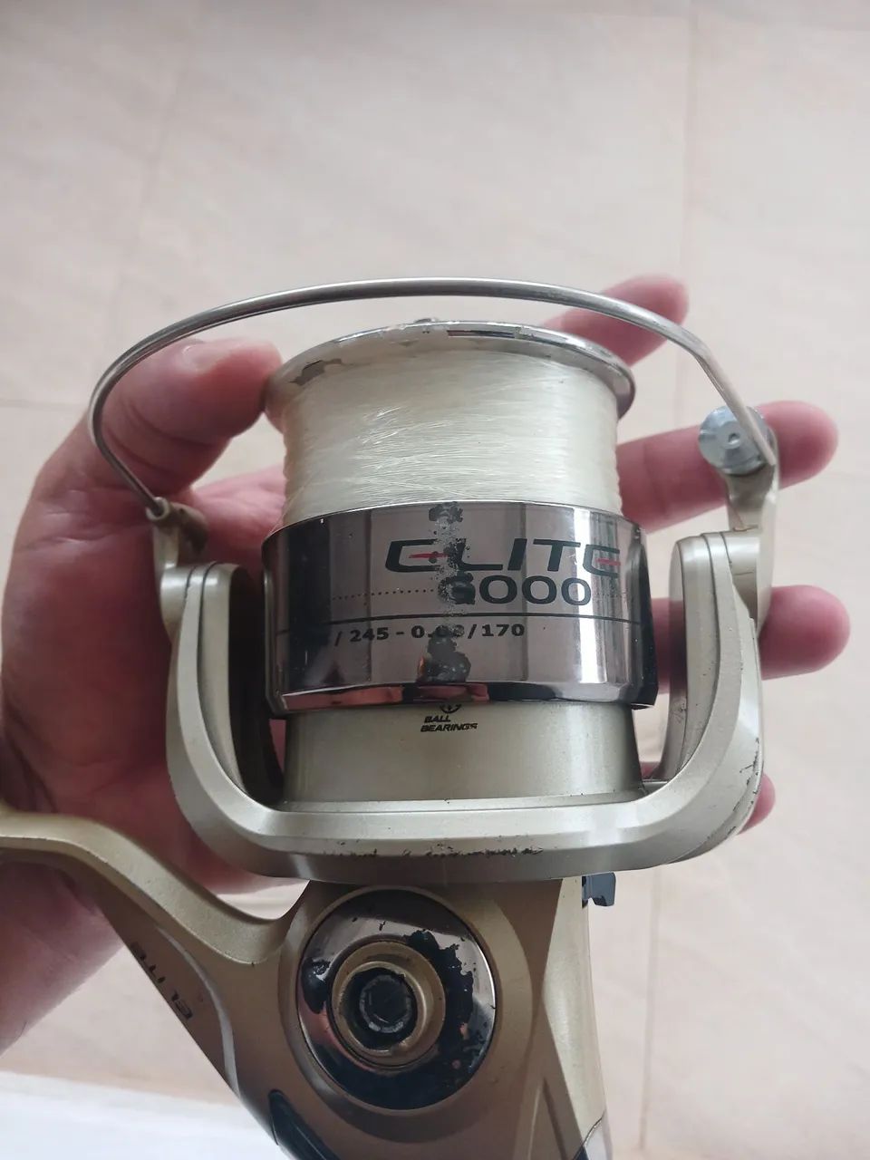 ? Vara de Pescar + Molinete ELITE 6000 + Caixa com Acessórios ? - Foto 4