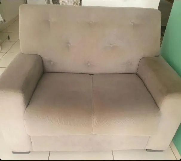 Vendo sofá de dois lugares