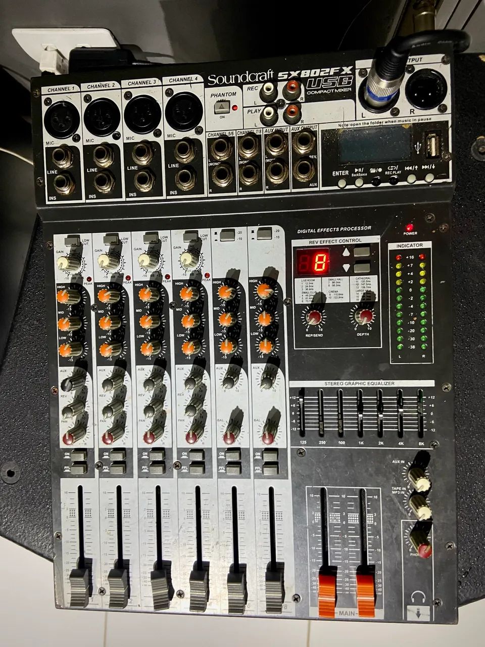 Mesa de som Soundcraft Sx802Fx