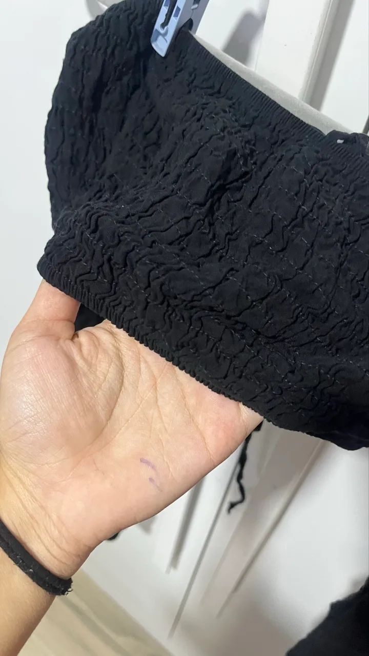 cropped preto com manga - Foto 2