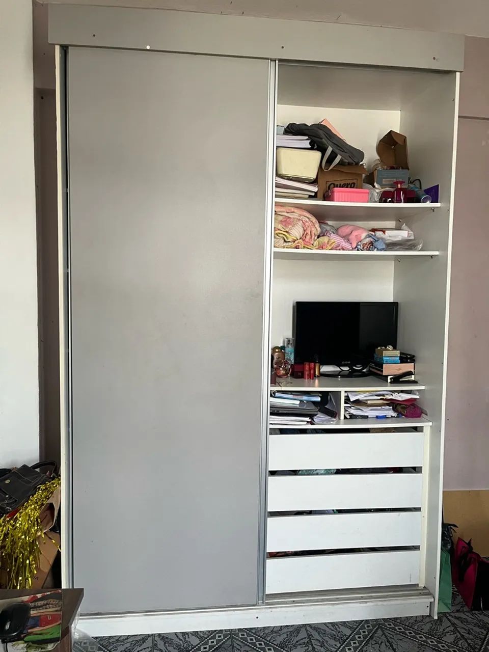 Vendo guarda roupa 