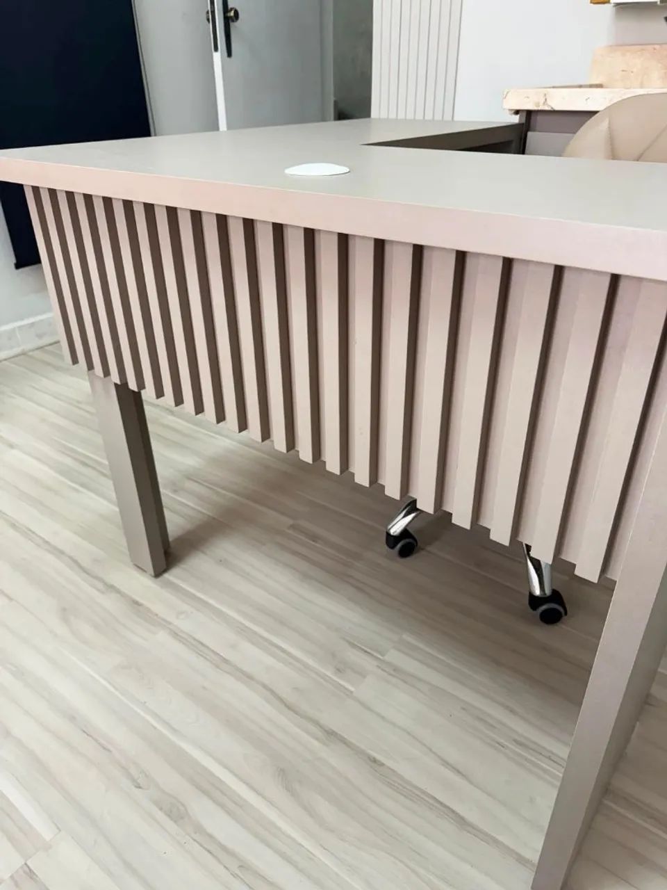 Mesa de escritório 1×1 metro - Foto 2
