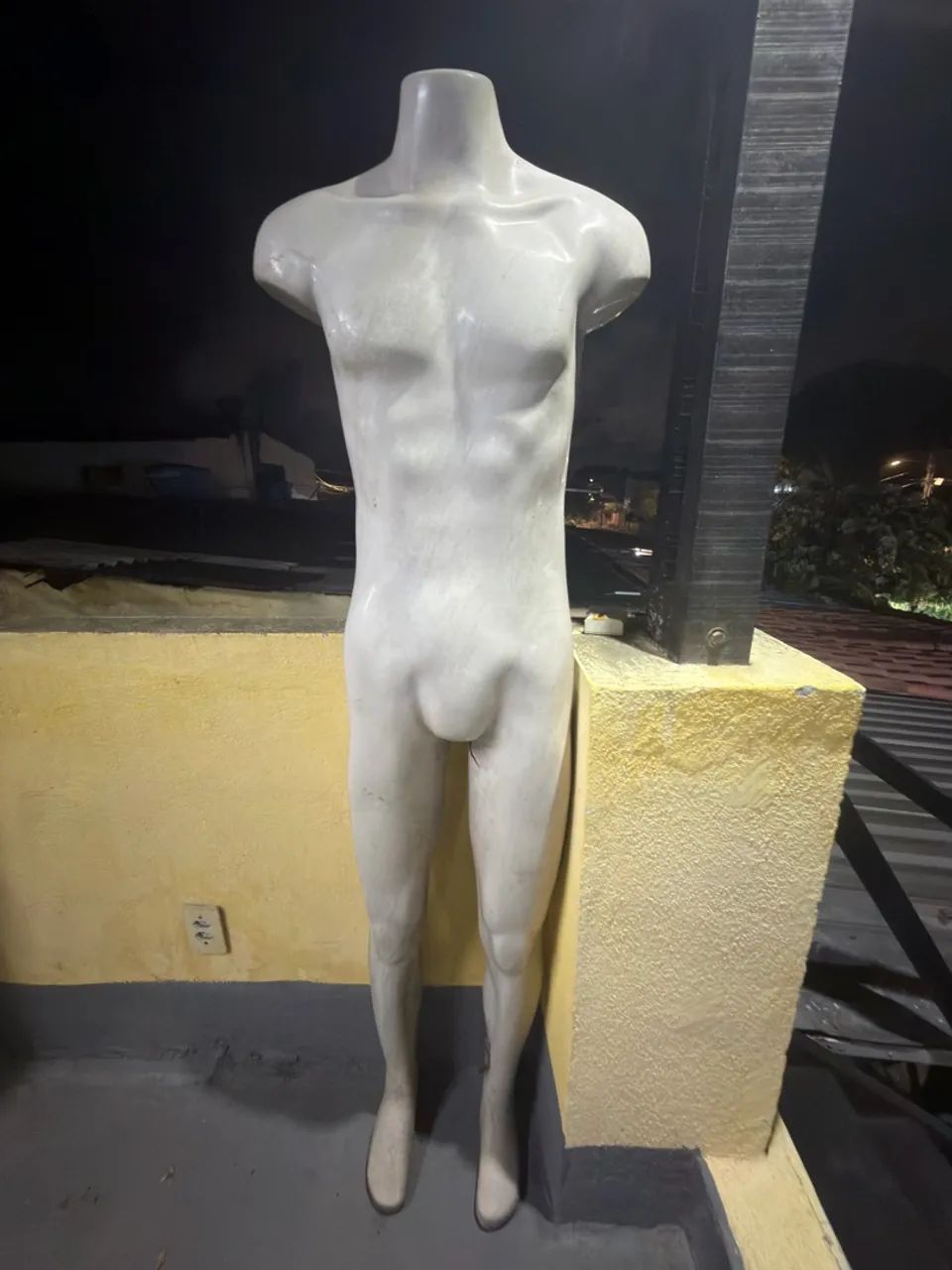 2 maniquins em ótimo estado, pra vender ligeiro !!  - Foto 2