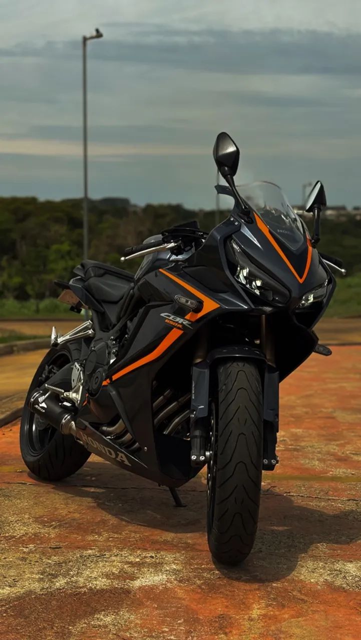 CBR 650R  - Foto 4