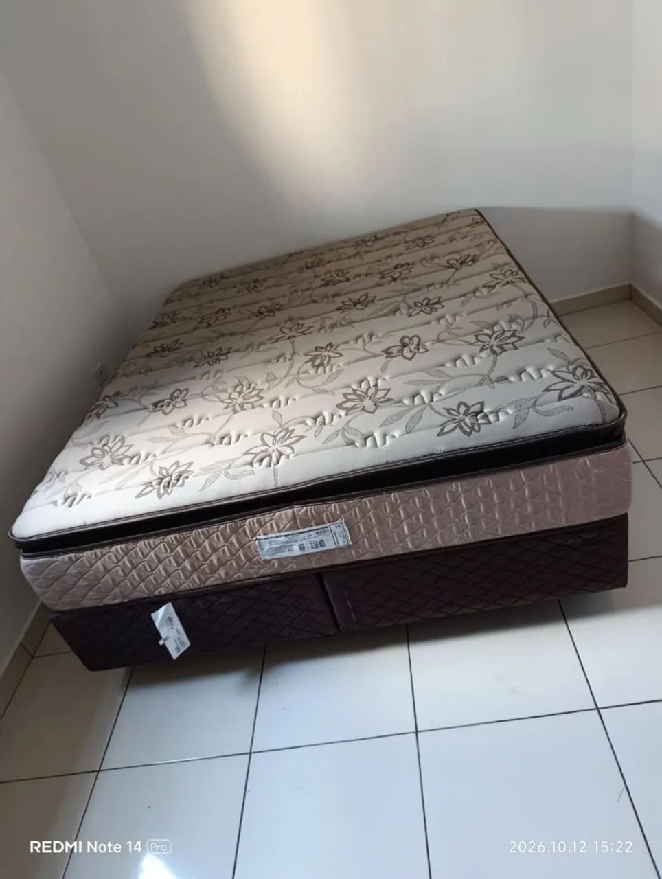 Cama box Queen nova - entrega gratuita 