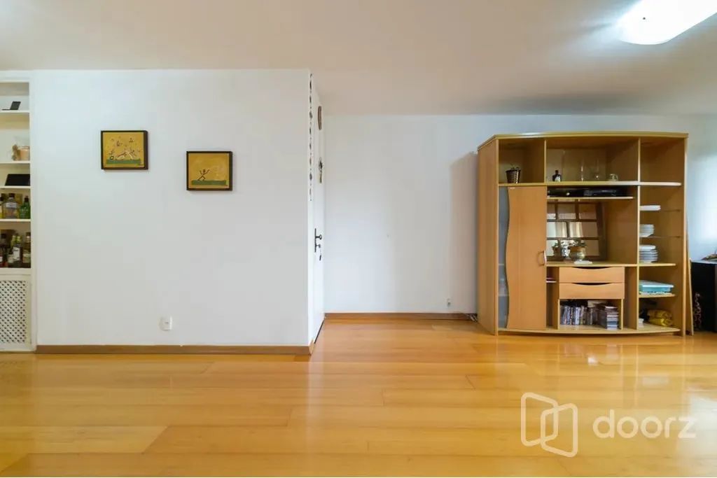 Imóvel na Irmãos Karmam com 3 dormitórios e 141m² - Foto 4