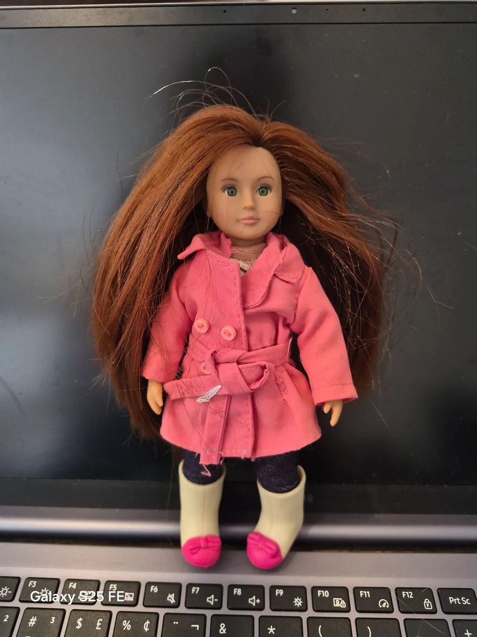Mini boneca Lana Our Generation 15cm