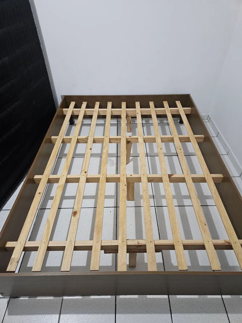 Cama casal completa (estrado+colchão)