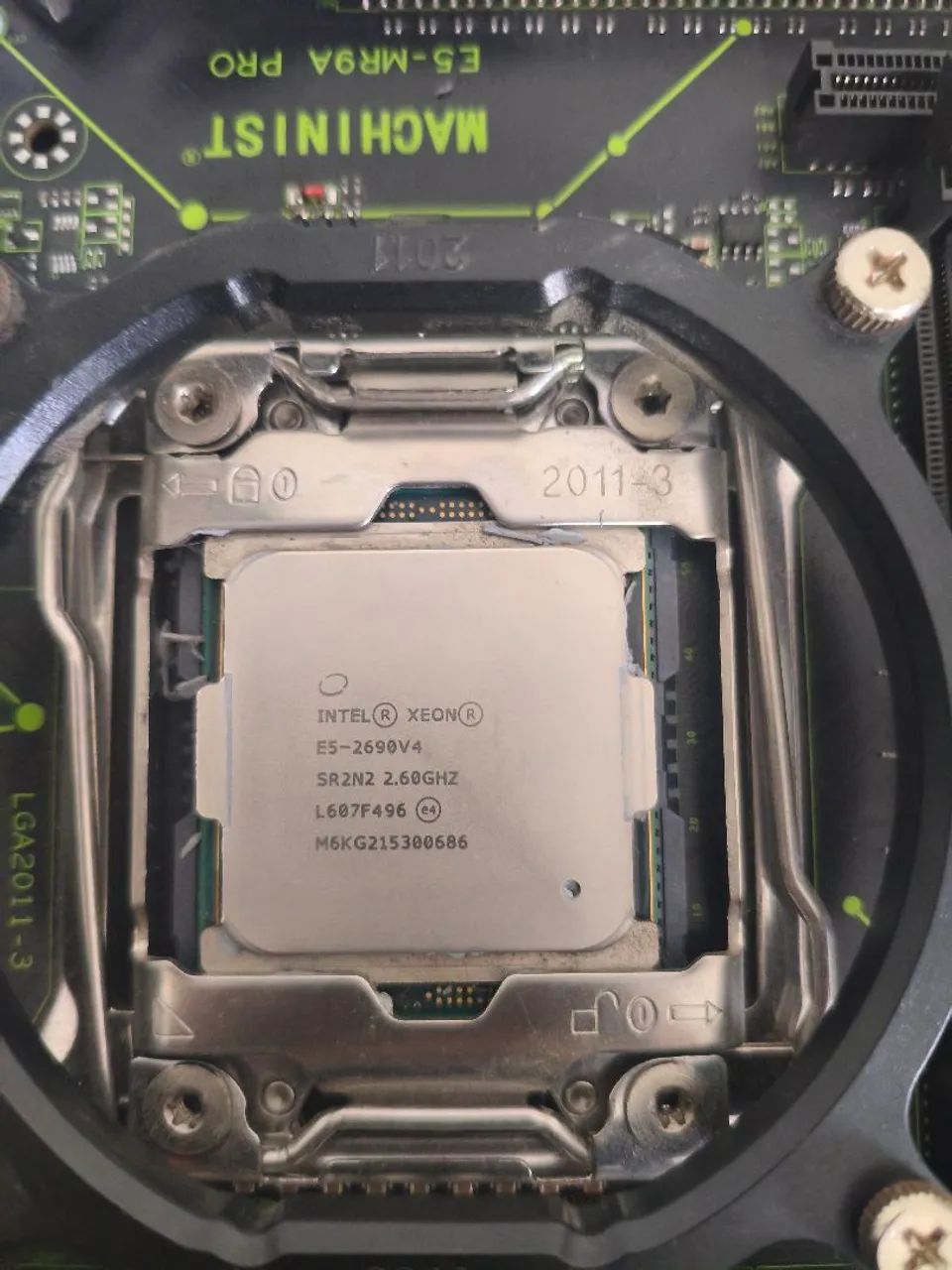 Kit mineração machinist + Intel xeon E5-2690V4. - Foto 2