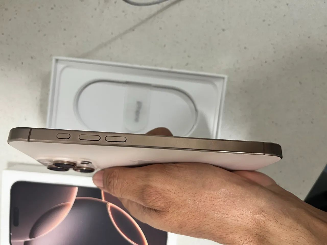 Iphone 16 pro max 256 gb - Foto 4