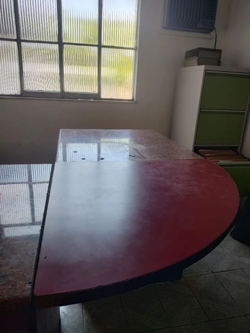 Mesa de Mármore + Cadeira de Escritório - Foto 2