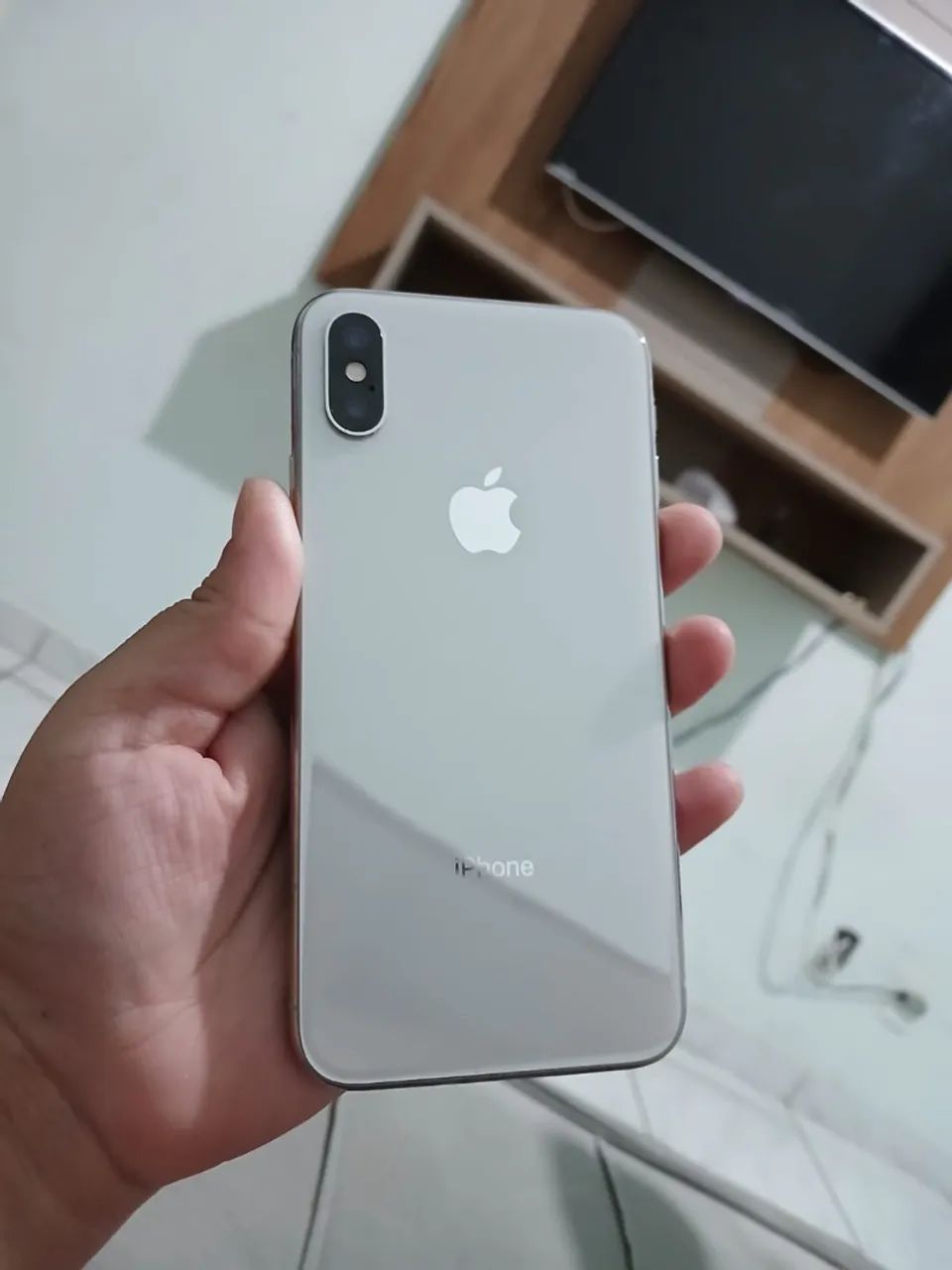 Vendo iPhone X branco 64gb 