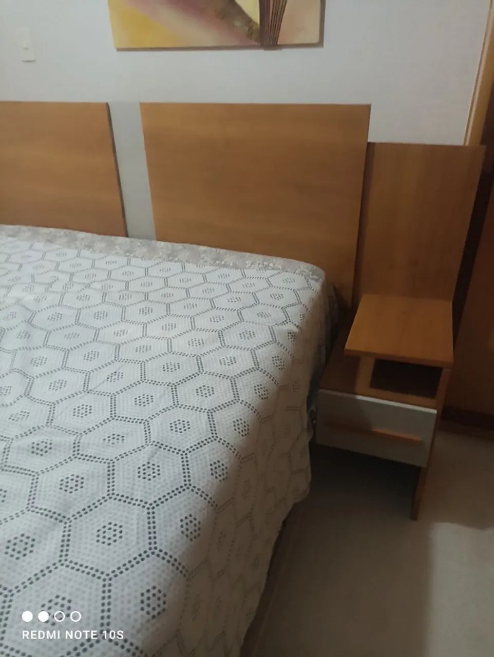 Cabeceira de cama ajustável com duas gavetas  - Foto 2