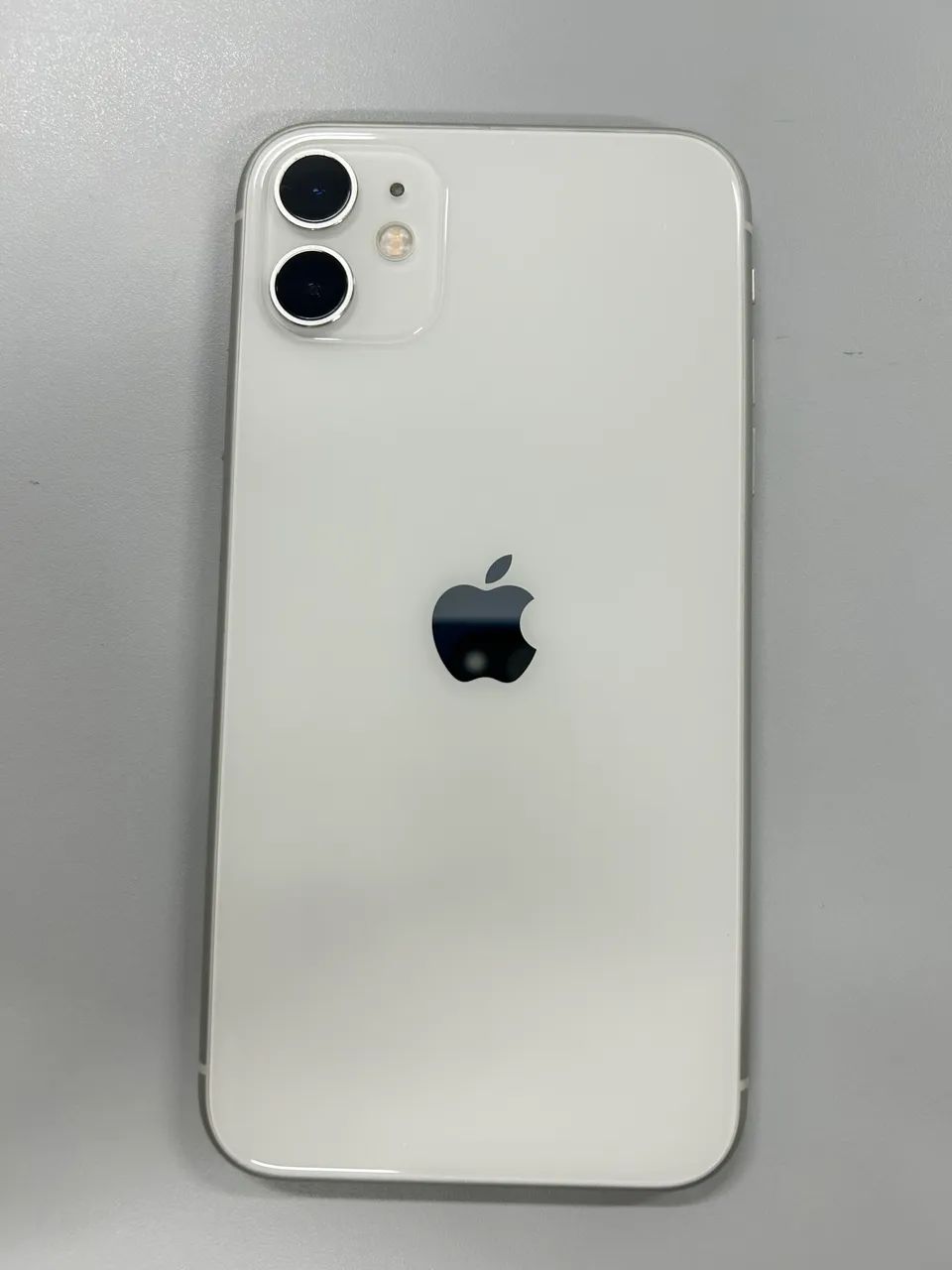 Iphone 11 white