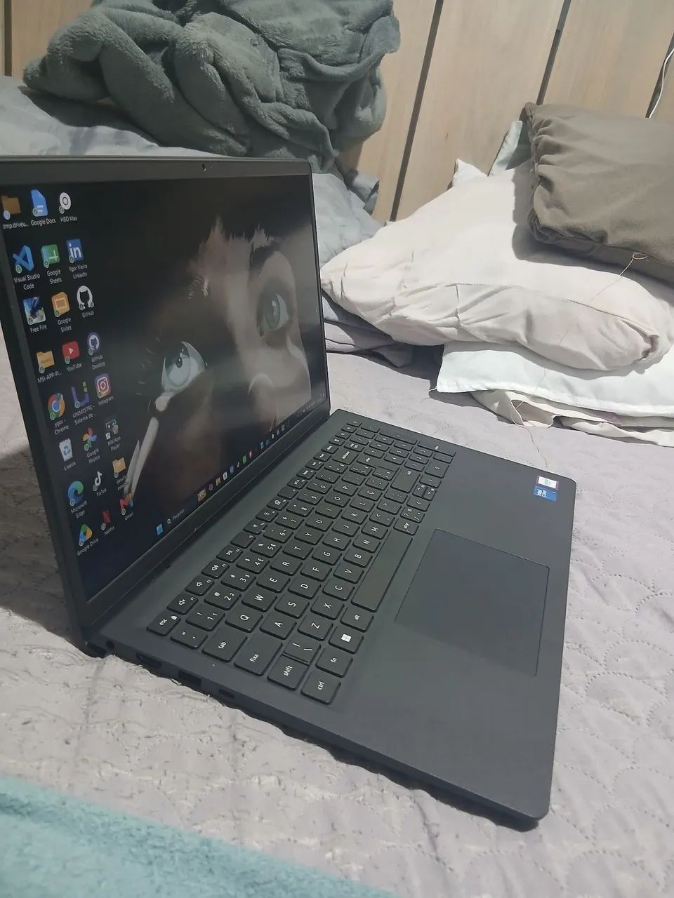 Notebook Dell Inspiron 15.6" Full HD Intel Core 3-100U 8GB 512GB SSD Windows Preto Carbon - Foto 2
