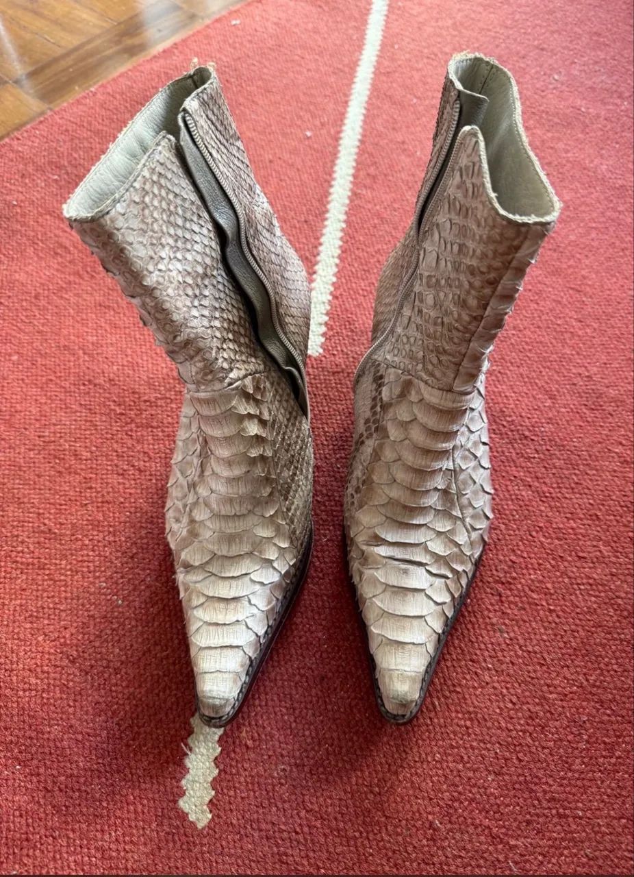 BOTA DELLELA PYTHON ORIGINAL BEGE TAMANHO 35 - Foto 3