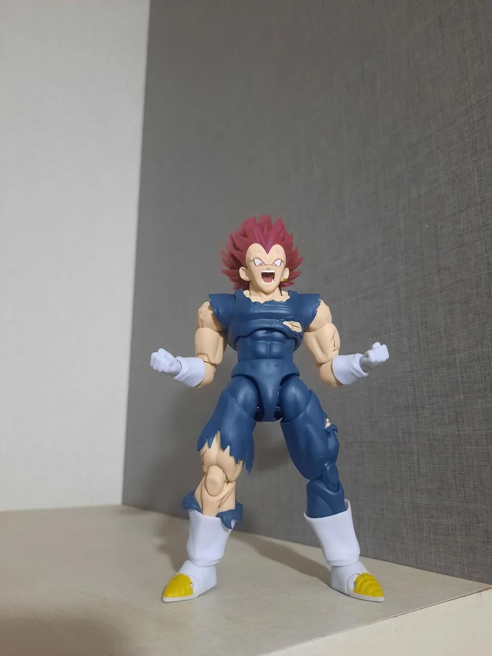 Vegeta Ultra Ego SH Figuarts  - Foto 3
