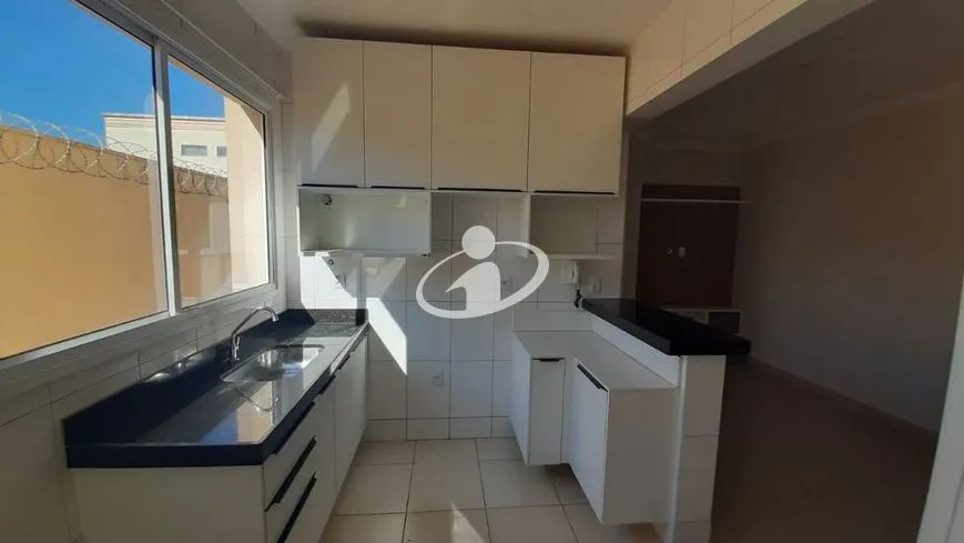 Aluguel Apartamento SANTA MONICA
