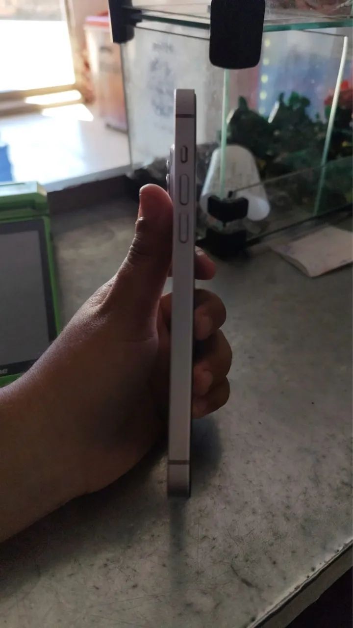 iPhone 14 Plus roxo - Foto 3
