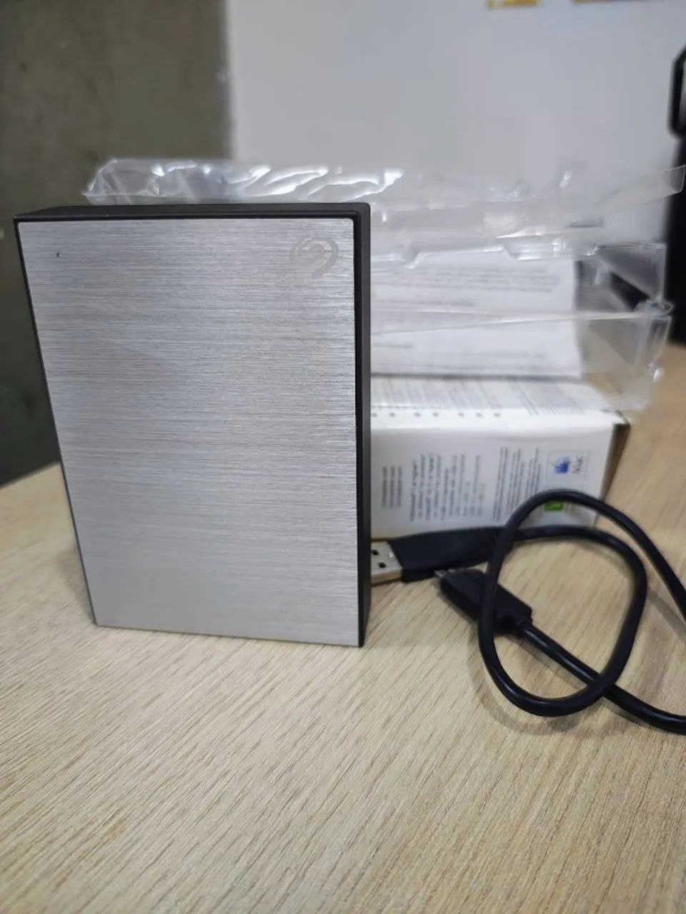 HD EXTERNO ORIGINAL SEAGATE 4TB 