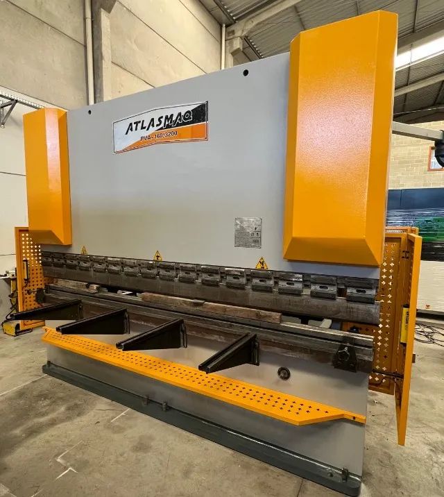 DOBRADEIRA ATLASMAQ CN 3200 - 160T