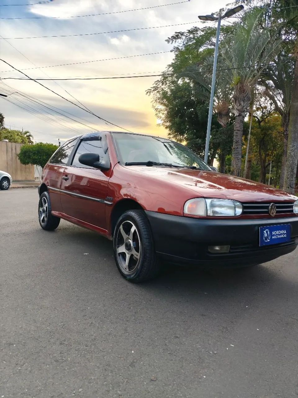 Volkswagen Gol Geração II 1.0 16V 70cv MI Gasolina Mec. (1000) 2P 1999