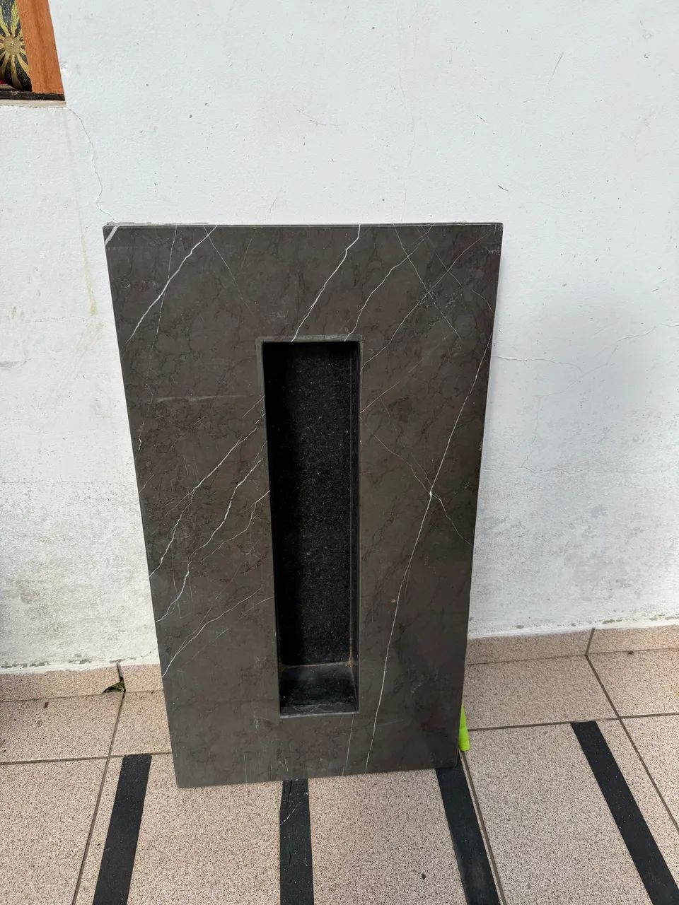 Lareira ecológica em mármore  comp o,85 x0,45