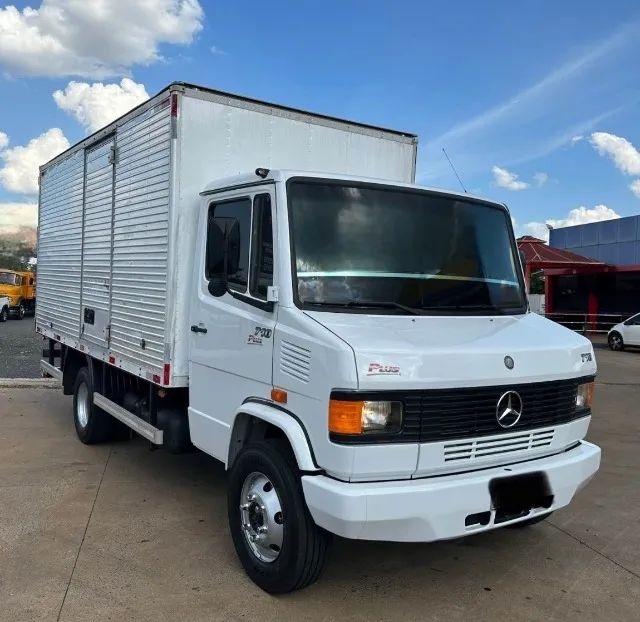 Mercedes 710 bau 2012 - Foto 2