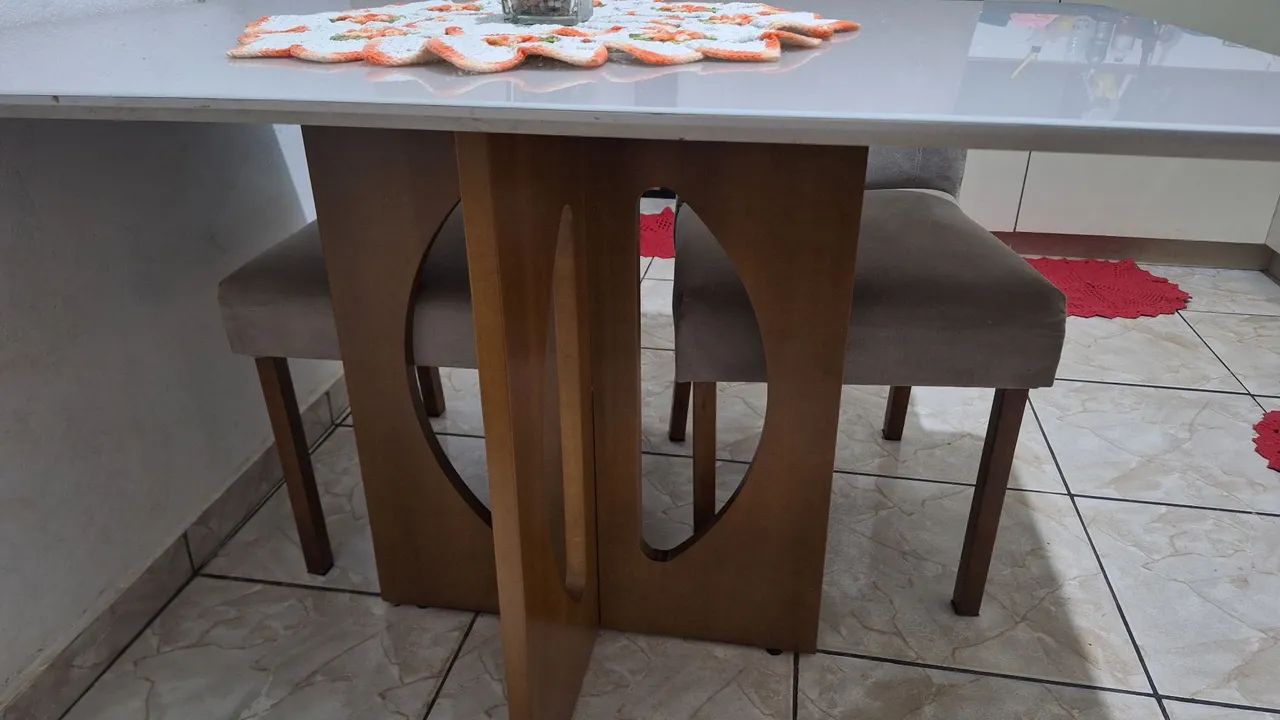 Mesa de jantar 4 cadeiras retangular tampo de vidro off-white - Foto 3