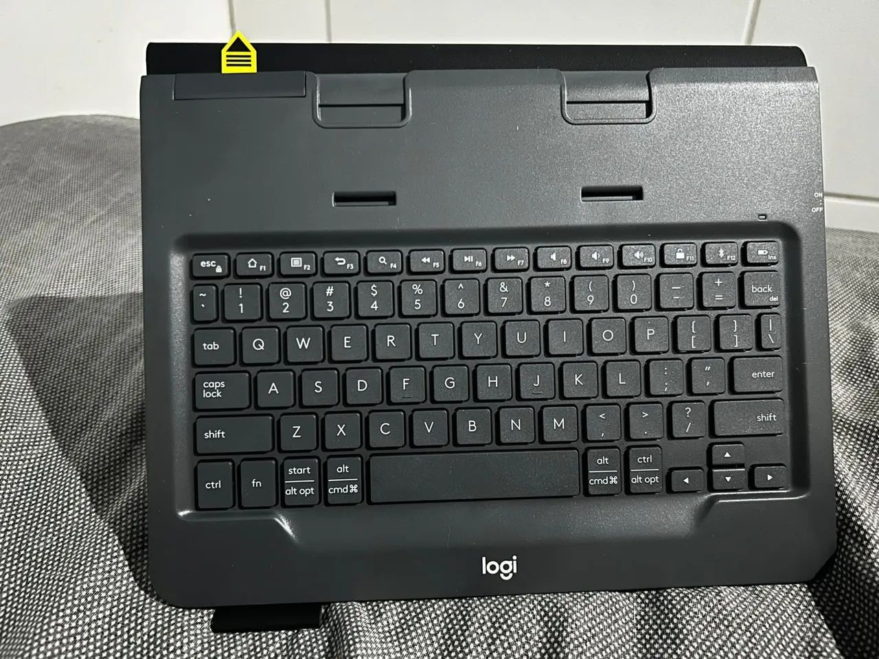 Teclado Universal Fólio Bluetooth 