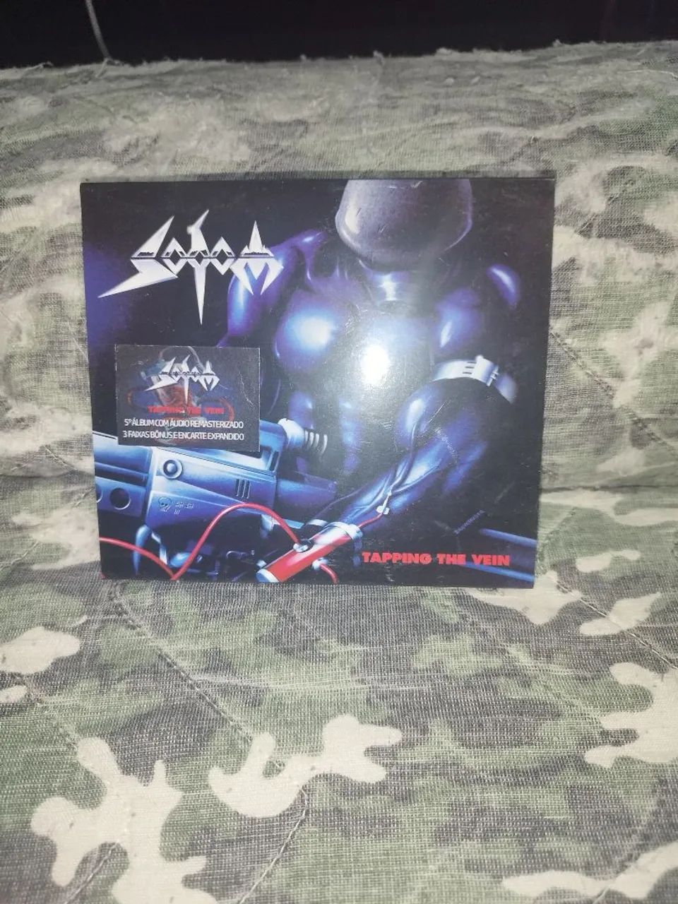 Cd Sodom tapping the vein