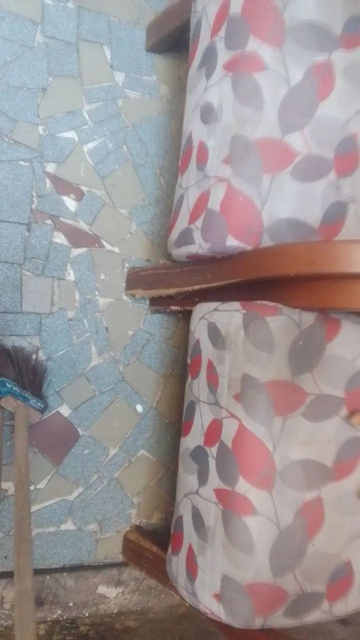 2 cadeiras  doação  - Foto 2