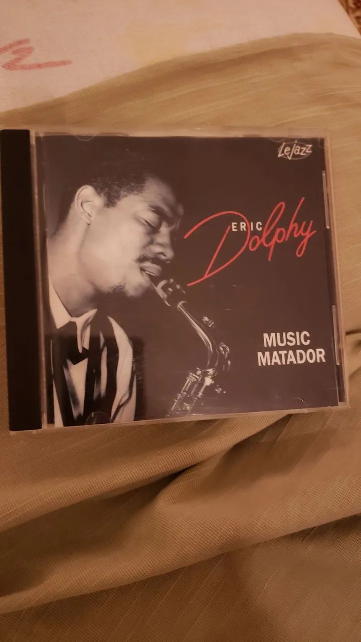 CD DE JAZZ ERIC DOLPHY IMPORTADO 