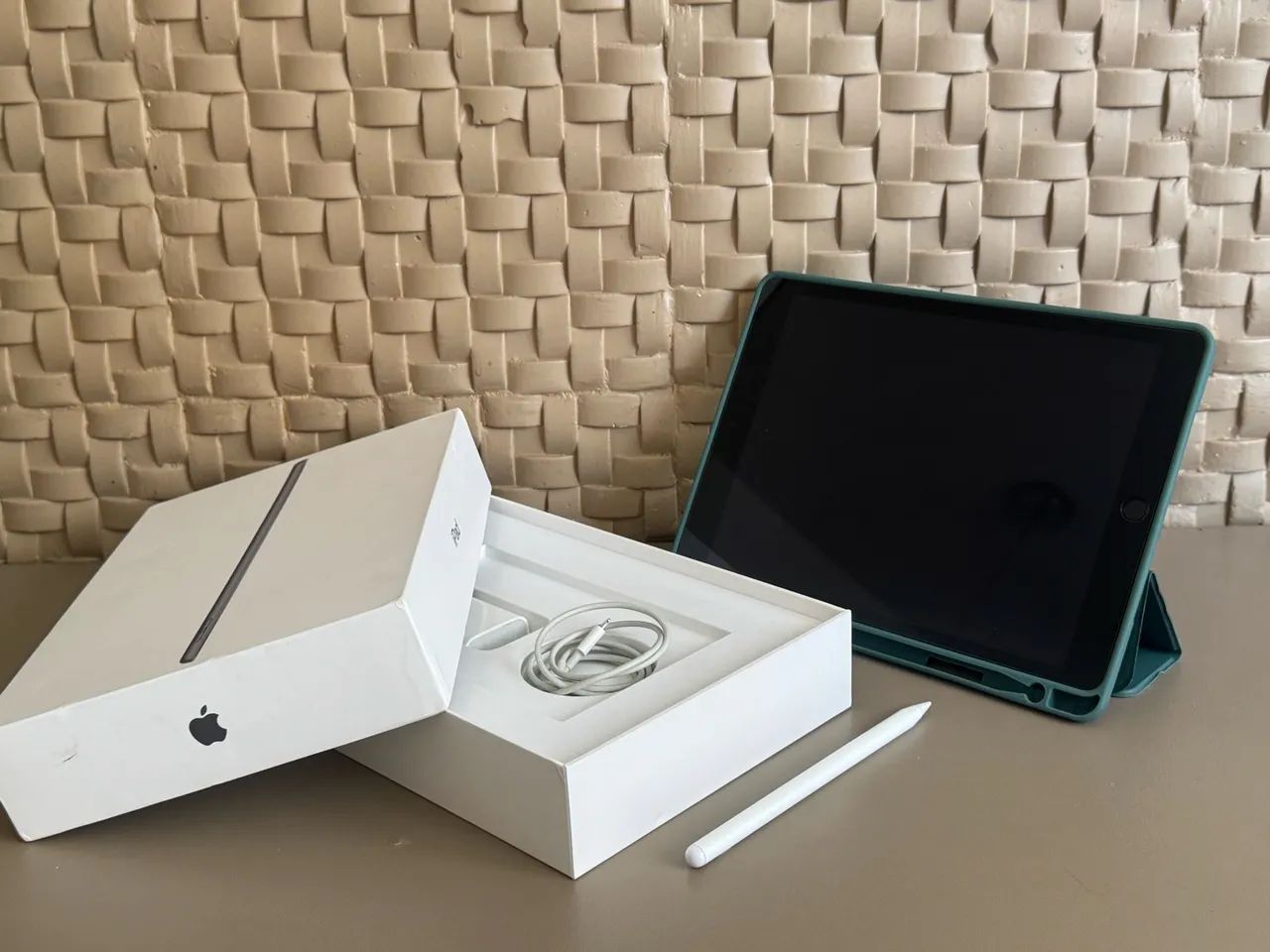 iPad 9 256gb com acessórios 