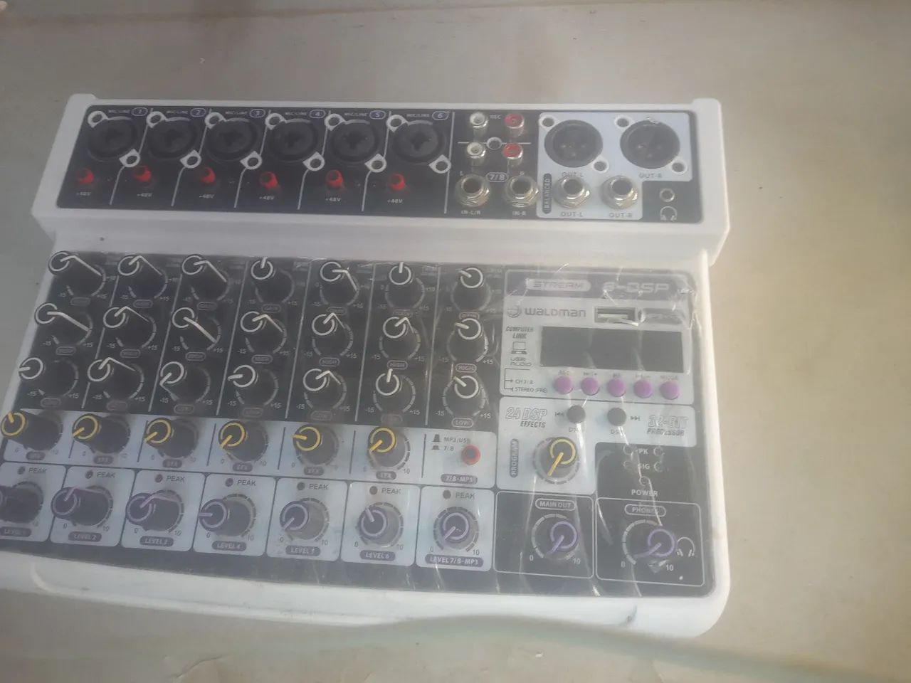 Mesa de som 6canais nova com bluethoot - Foto 2