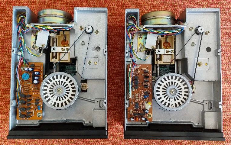 Lote de 2 Drives de Disquete 5.25", 360KB ( CP-500 ou TRS-80 )- Não Testados - P/ Conserto - Foto 5