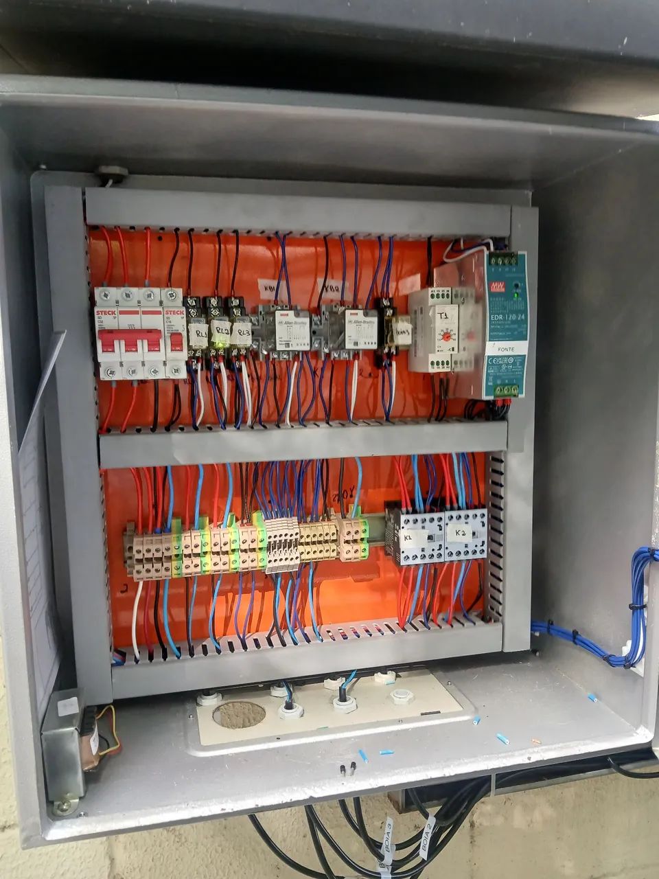 Eletricista manutenção 