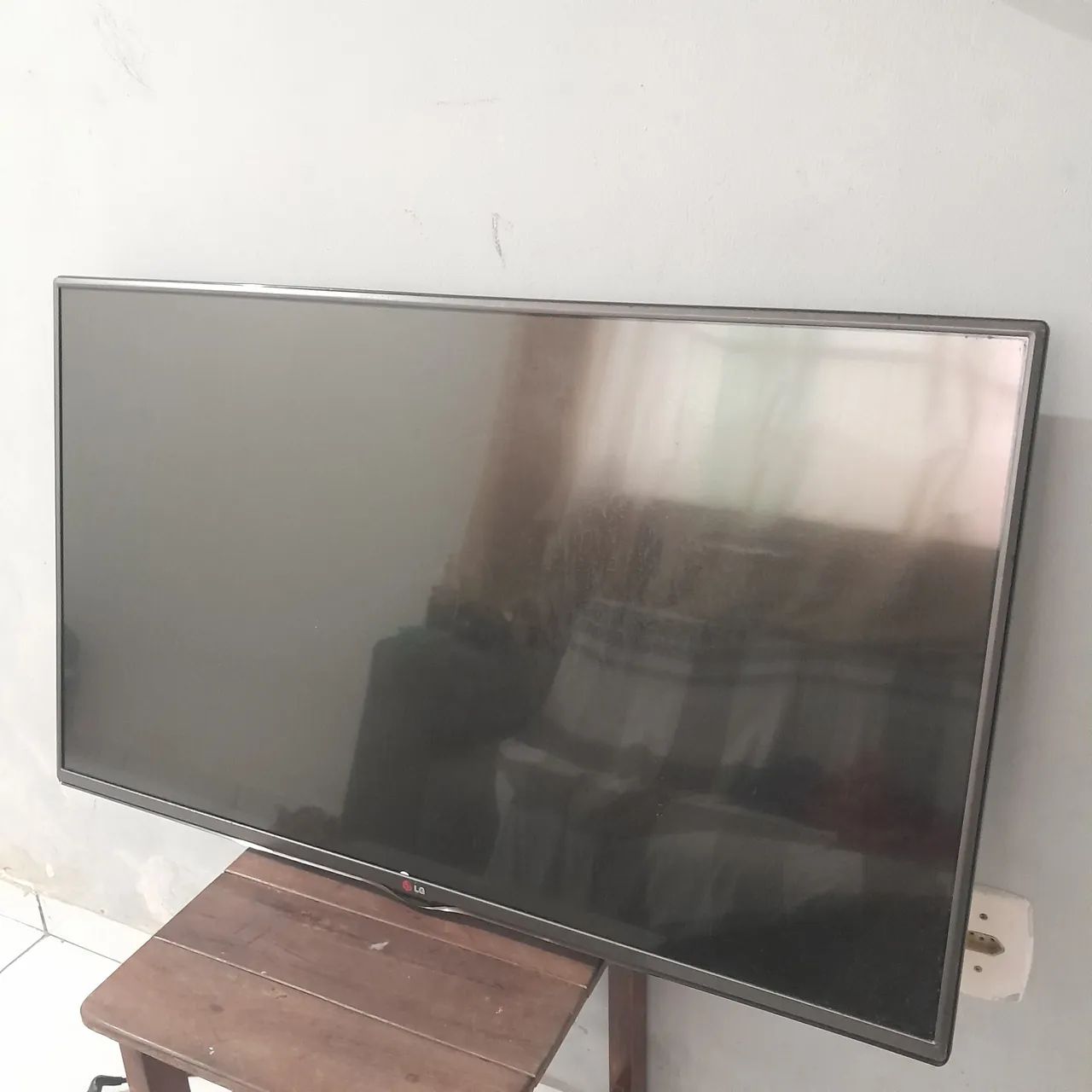 TV LG 42 POLEGADAS (NÃO É SMARTH)