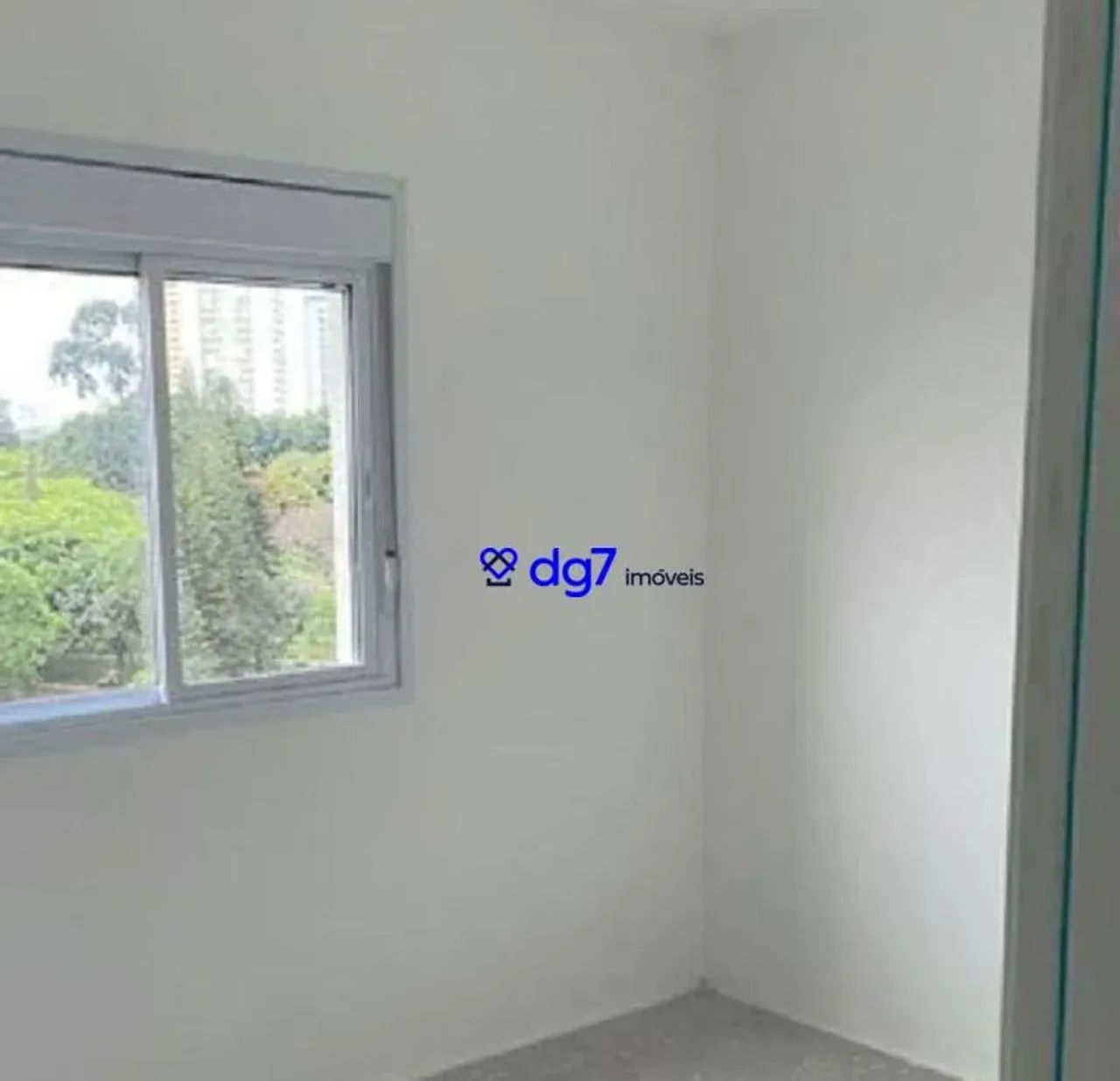 Apartamento com 3 dormitórios, 1 suíte, sala ampla e varanda! - Foto 4